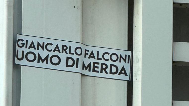 FAlconi uomo di merda